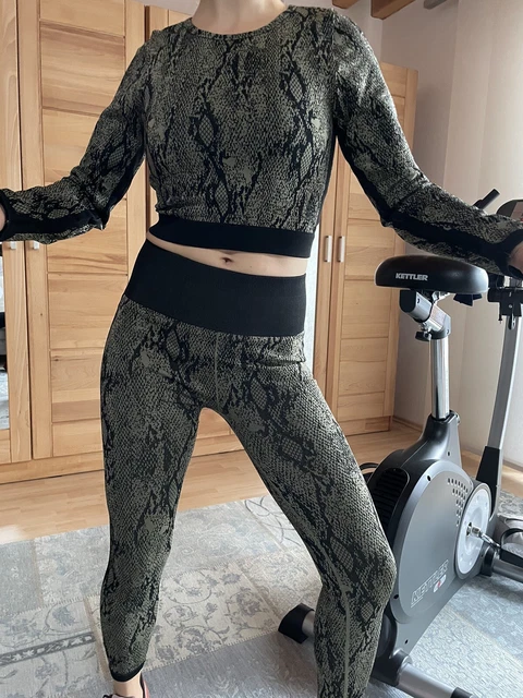 Fitness Outfit 3-teilig Fabletics S Leggings+Top+Longsleeve