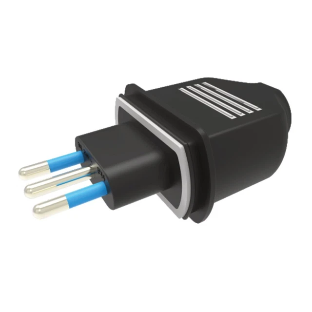 Spina Maschio In Gomma 16A 2P+T IP44: Impermeabile, Con Spellacavi Integrato, Potenza Max 3680W, Certificato NF