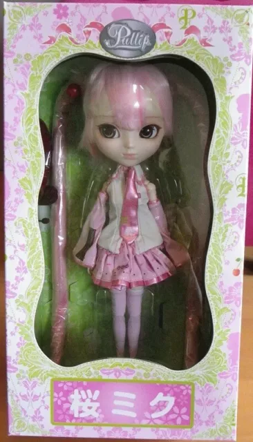 Pullip hatsune deals miku sakura