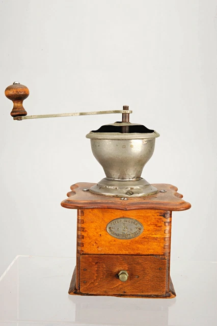 Peter Dienes P.D. Kaffeemühle Antik