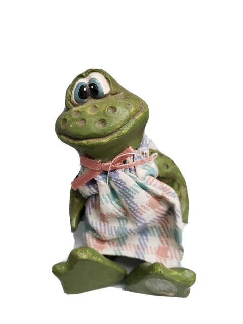 Russ Berrie Jointed Girl Frog Shelf Sitter 4"