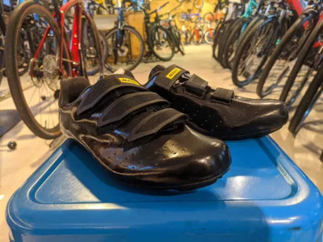 Mavic Cosmic Black, Mens Cycling Shoes, Size 8