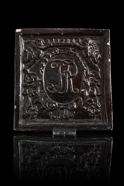 Ofenkachel mit Ligaturmonogramm (Preußen) - Irdenware  - Deutsch - um 1700
