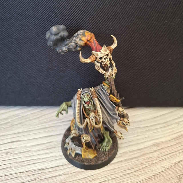 Figurine Warhammer AOS - Weirdnob Shaman - Orruk Warclans - Plastique - Référence P-00C0O - Occasion
