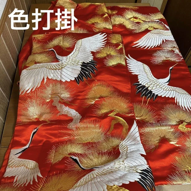 Uchikake Japanese Kimono Color striking bride costume Classic Embroidered