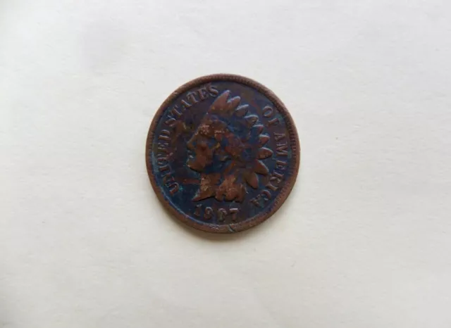 USA.   Indian Head / shield - One Cent coins dated  1907.