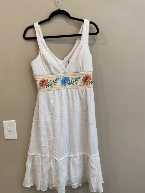 Vintage My Michelle Cotton White Dress Embroidered Flowers 11/12 Sleeveless