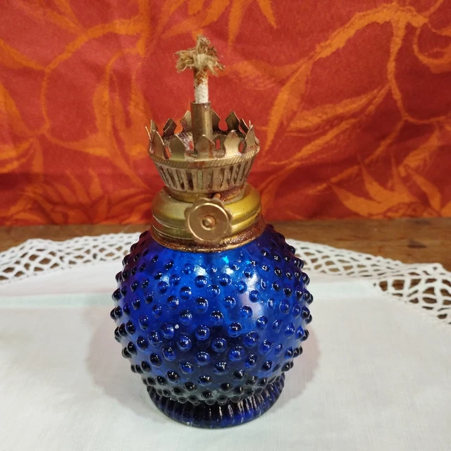 Lot 2 Lampes à Huile Vintage – Porcelaine Décor Floral – Bleu Et Rouge