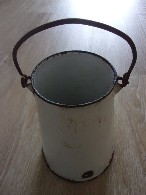 Ancien pot couvert porte déjeuner gamelle cantine métal tôle émaillée lunch box