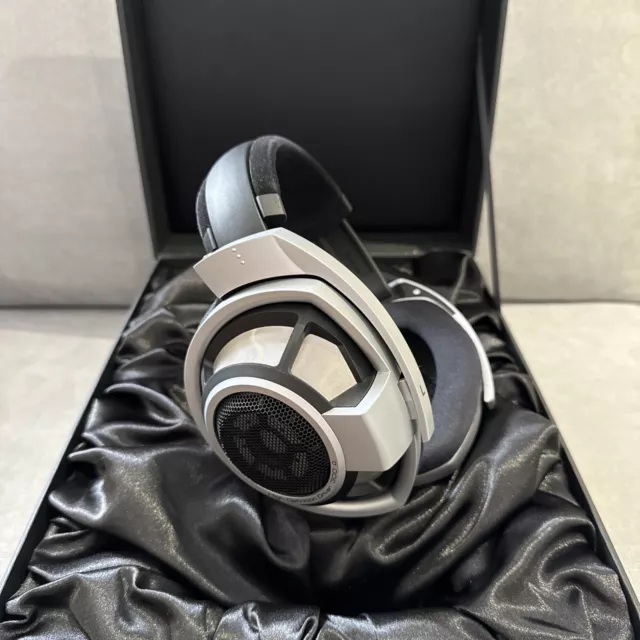 ✨ Sennheiser HD 800 Headphones ✨ OG MADE IN GERMANY; The Original and the Best