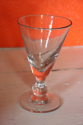 ANCIEN GRAND  VERRE A ABSINTHE  soufflé bouche vieux metier bistrot publicité 