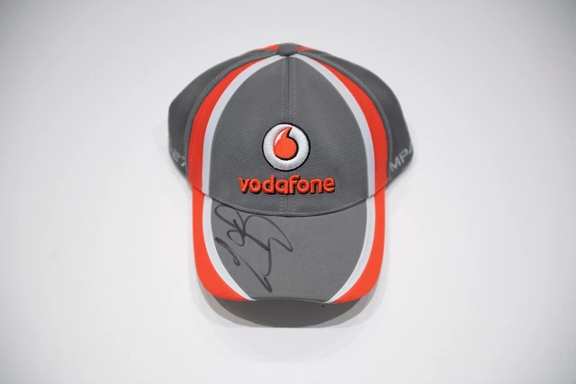 Casque Jenson Button 2011 Vodafone McLaren Mercedes Signé - Échelle 1:2 - Neuf