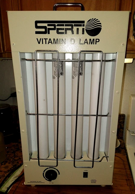 Lámpara de vitamina D SPERTI de funcionamiento rara probada - modelo DUV-4F - en muy buen estado limpia brillante