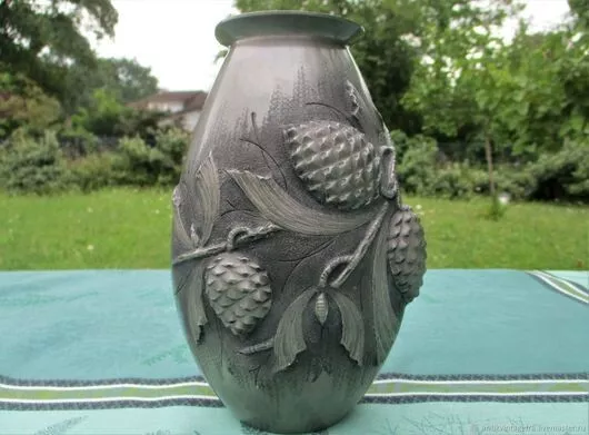 Vase décoratif ancien étain Art Nouveau Antique Art Nouveau pewter decorative