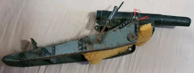 Vieux Chenillard Agricole En Plomb - Miniature France 1946, A.R France