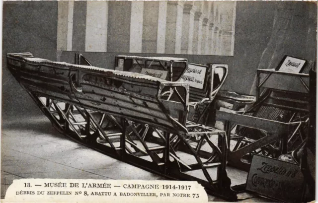 CPA AK Militaire Aviation Musée de l'Armée Debris du Zeppelin No8 (695964)