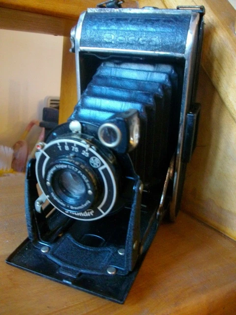 Ancien Appareil Photo A Soufflet Voightlander Modele Bessa Be Avec Saccoche