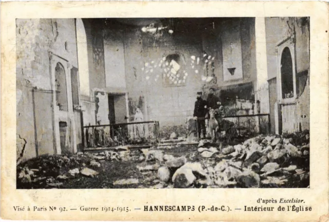 CPA MILITAIRE Guerre-Hannescamps-Intérieur de l'Eglise (317041)