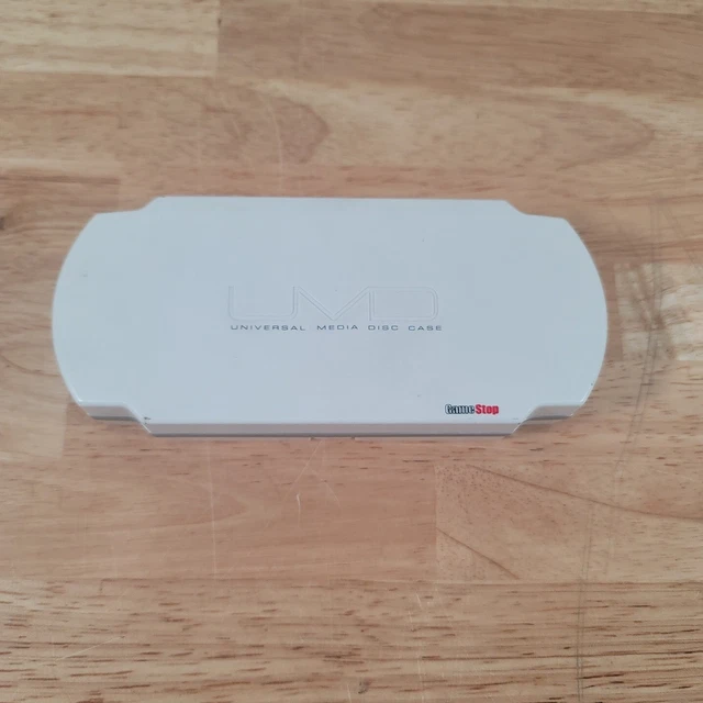 Gamestop Sony Playstation Portable PSP 8 UMD Disc Storage Carrying Case White Gamestop Sony Playstation Portable PSP 8 UMD Disc Storage Carrying Case White