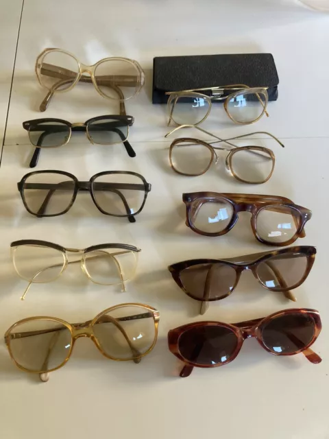 Lot de 10 paires de lunettes VINTAGE  diverses solaires et vues