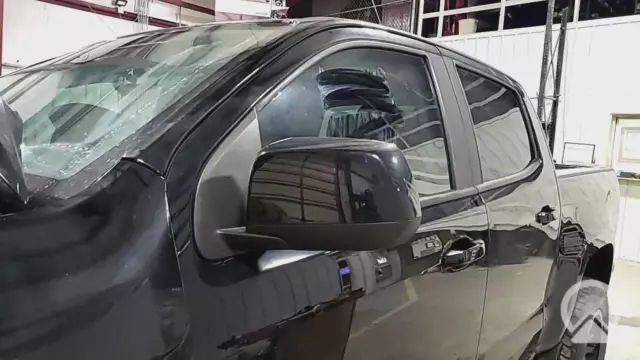 2017-22 Chevrolet Colorado LH Driver Power Heated Door Mirror Tested Black-8555