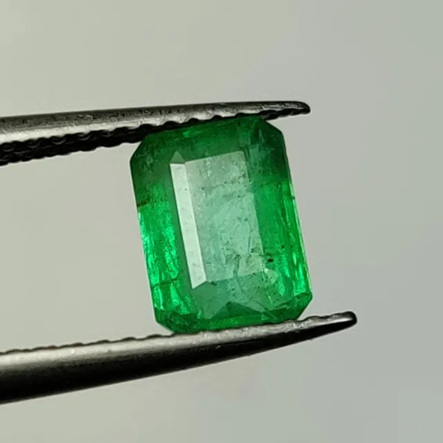 1.16 CT - Natural Zambian Emerald Good Luster Green Gem Octagon Shape - 4261