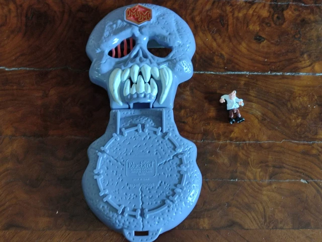 What a classic set. 1992 Mighty Max Escapes from Skull