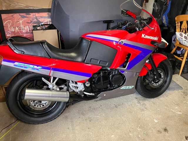 1995 KAWASAKI GPX 600 R in Original Near Mint Condition Spares