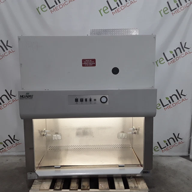 Nuaire NU-425-400 Class II Biological Safety Cabinet