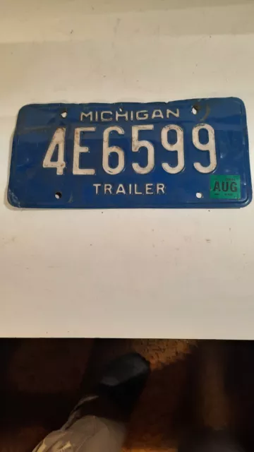 Michigan MI License Plate Tag Trailer 4E6599