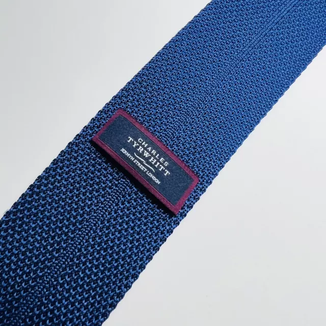 Charles Tyrwhitt Solid Blue Knit Silk Trunk Tie 57x2.5” Modern