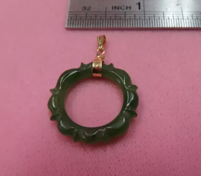 Vtg 14k Solid Y. Gold Carved Bamboo Circle  Nephrite Jade Pendant  2.47  G