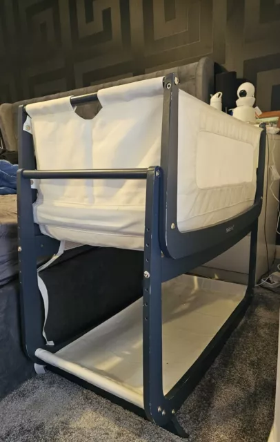 Snuzpod 4 bedside crib (Slate)