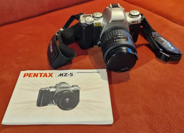 PENTAX MZ-5 SLR mit Zoom-Objektiv SMC Pentax-FA 1:4 28-70mm AL, Panoramafunktion