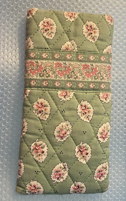 Vera Bradley SUNGLASS SLEEVE readers case eye eyeglass case for tote purse