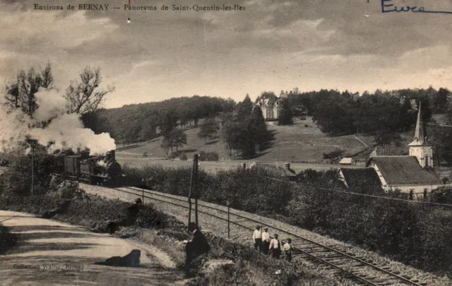 CPA 27 - Env. BERNAY - SAINT-QUENTIN-LES-ILES (Eure) Panorama (Passage du Train)