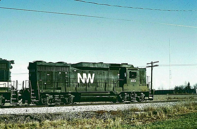 Duplicate Kodachrome Slide Norfolk & Western Gp-30 #553 East Toledo, Ohio