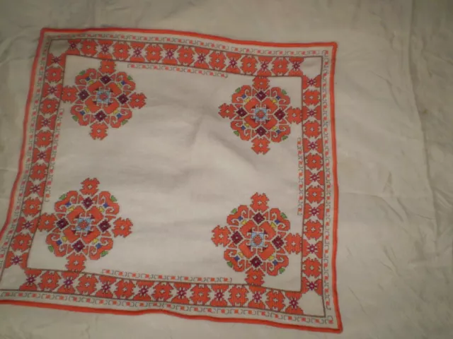 Beautiful Vintage hand-embroidered tablecloth  100% Cotton  White