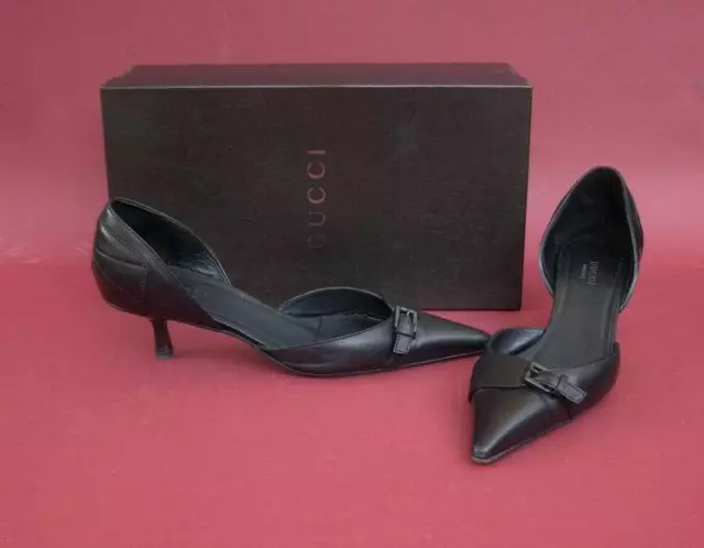 A Voir ! Superb Paire De Chaussures De Femme Gucci De Couleur Noire  37 1/2
