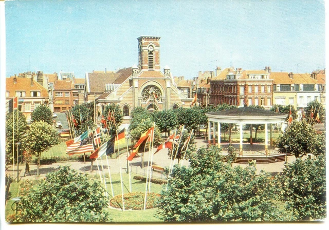 CP 59 NORD - Malo-les-Bains - La Place Turenne et l'Eglise