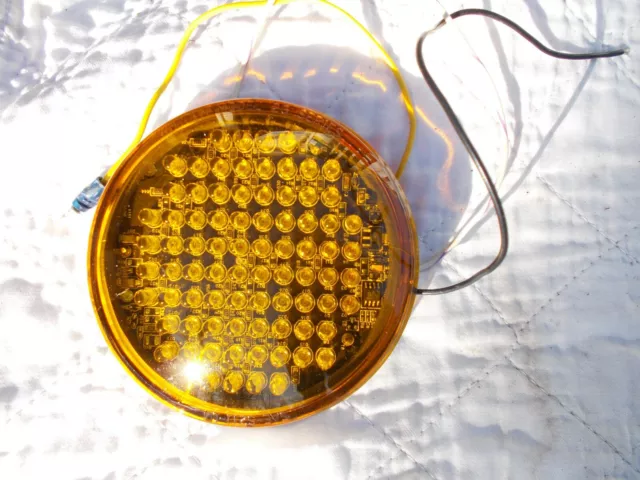 WHELEN PAR36LA SMARTLED Series 4" Round 12V AMBER