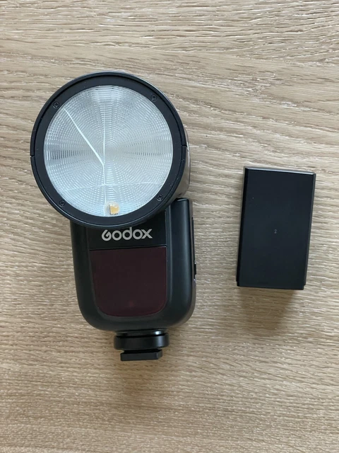 Godox V1S Auto Zoom TTL Li-ion Round Head Camera Flash For Sony Black USED