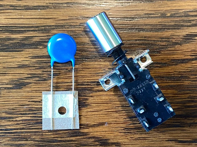 NEW MARANTZ POWER Switch + Push Button Knob + Snubber for 22xx receiver ...