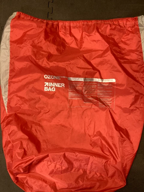 Paraglider Ozone Inner Wing Bag Large - In Very Good Condition Paraglider Ozone Inner Wing Bag Large - In Very Good Condition
