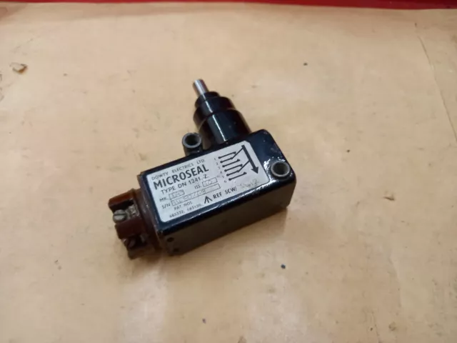 Aircraft Parts AVRO VULCAN MICROSWITCH