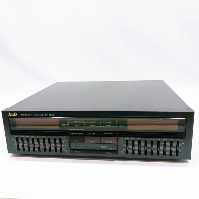 AKAI DA-E830 9-BAND Stereo Graphic Ecualizador Spectrum Analyzer