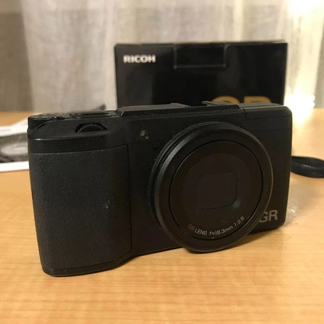 Ricoh GR II Compact Digital Camera 16.2MP used with box from japan