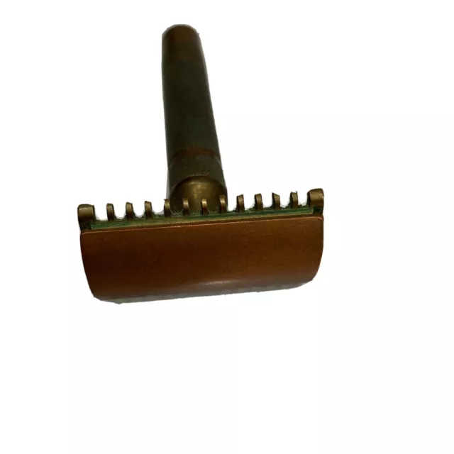 Vintage Brass Gillette Open Comb Safety Razor. Reissue Pat 17567. US Made