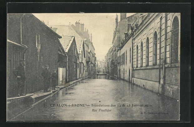 AK CHALON-SUR-SAONE, INONDATIONS de 1910, Rue Fructidor, Hochwasser EUR