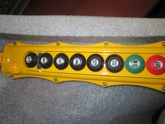 Electromotive Systems Model SBP-Series 8 Button Pendant Control Station